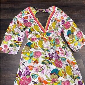Trina Turk Colorful Floral V-Neck open back beach/vacation dress👗 🏖️